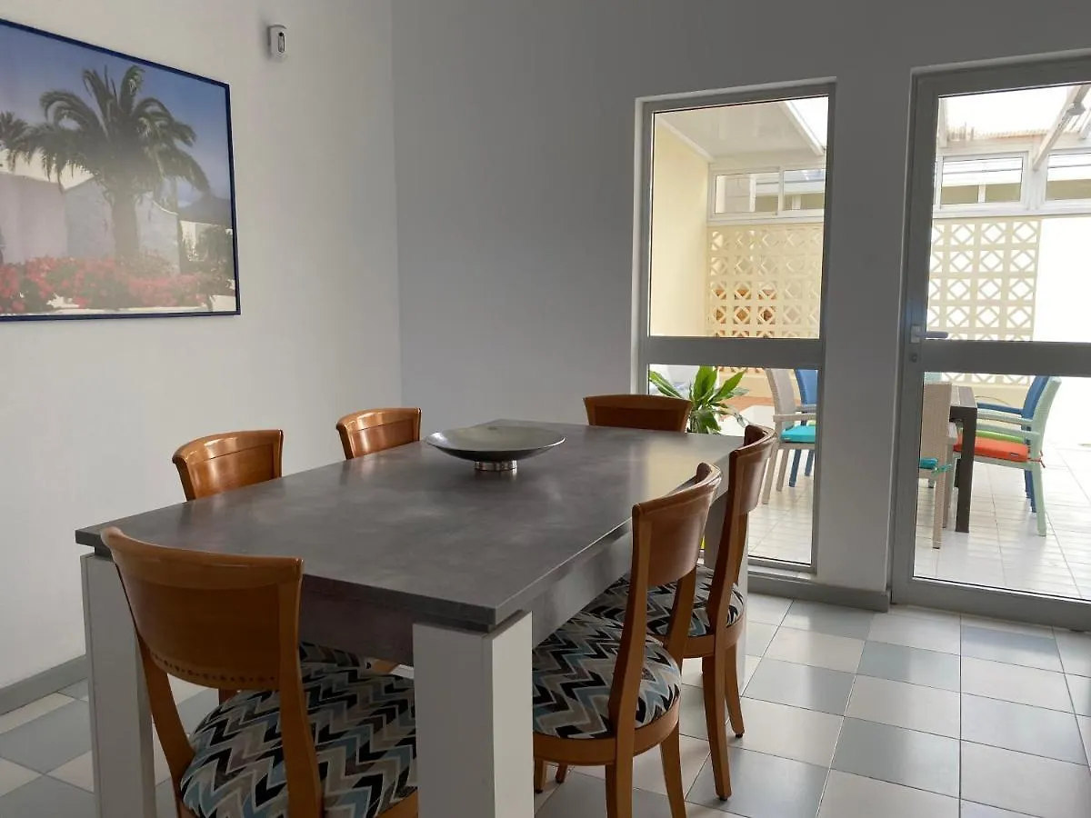 Duplex con vistas en primera linea de playa Puerto del Rosario